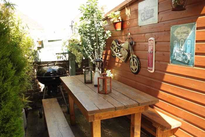 Al fresco dining area.