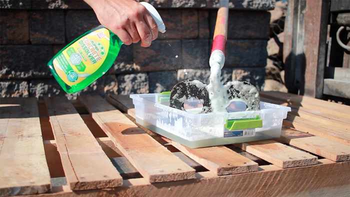 Spraying on the easy way.