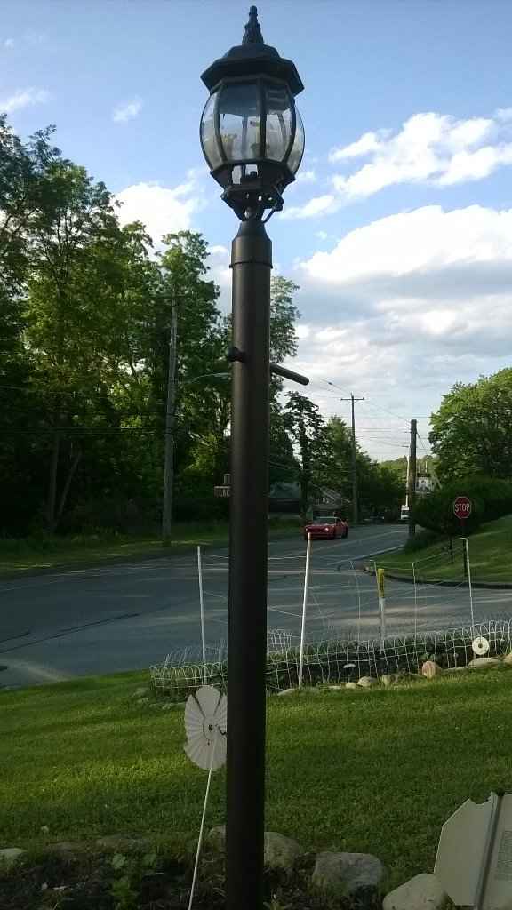 How to Paint Outdoor Metal Railings and Light Poles Dengarden