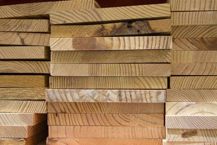 the-best-and-worst-materials-for-building-your-raised-up-garden-beds