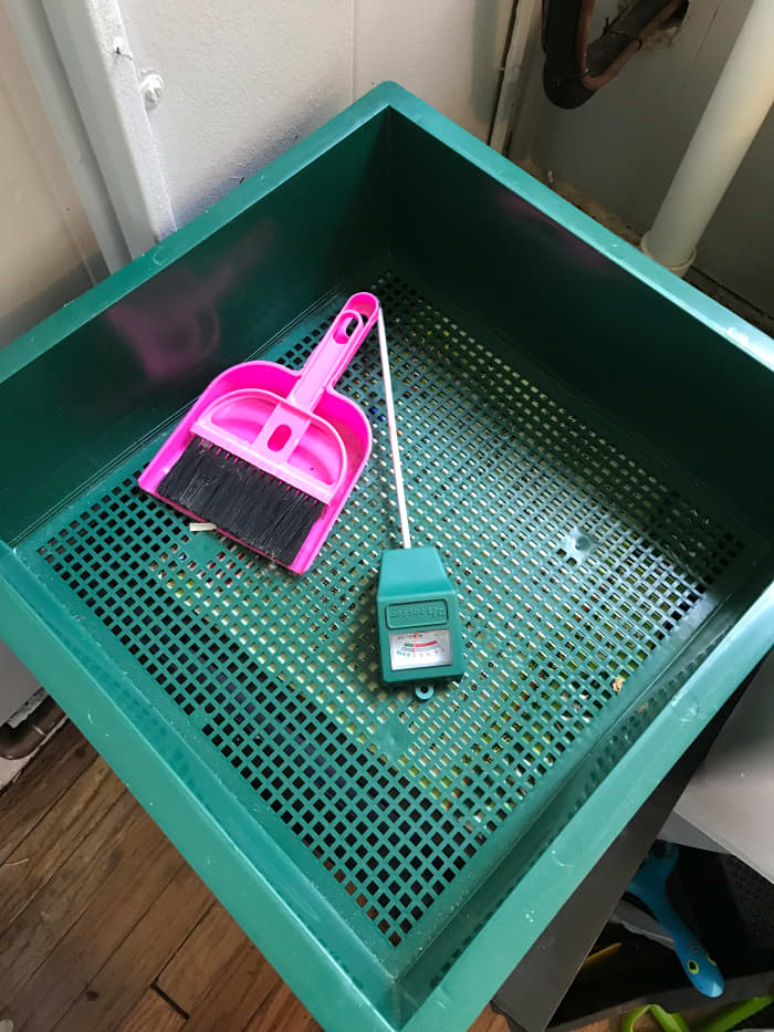You may also wish to get a pH meter to test the acidity of your bin, and a hand broom and dustpan to clean up any mess you may make. Extra trays are also recommended later on if you need to expand your Worm Factory 360.