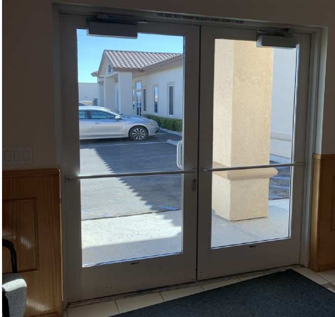 A Guide to Electric Locking for Pairs of Aluminum Storefront Doors