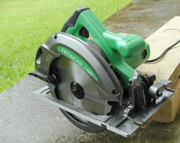 Best Circular Saw for DIY? My Review of the Hikoki (Hitachi) C7SB2