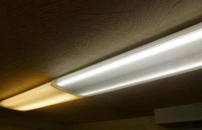 How To Replace Or Retrofit Fluorescent Tubes With T8 Led Tube Lights ...