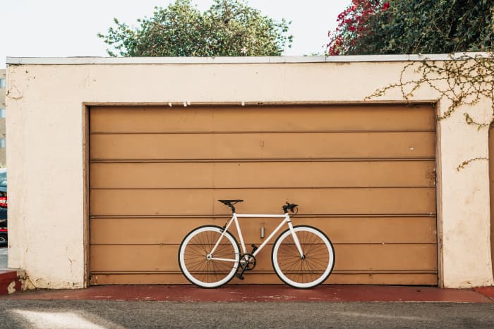 Garages are commonly one of the stinkier rooms in your home, but that doesn't mean you can't still deodorize them!