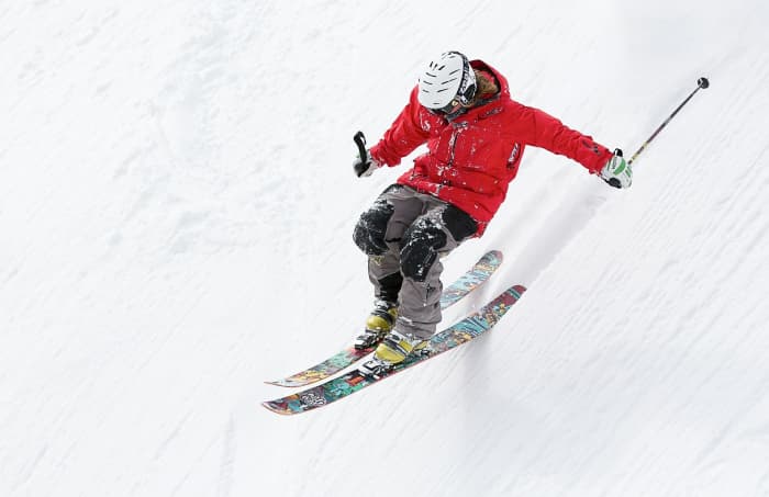 If you have thrombocytopenia, you should ask your doctor whether activities with a higher than normal risk of injury, such as skiing, are appropriate.