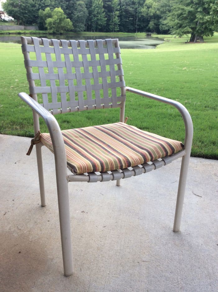 Here is the finished cushion on the chair. Now I just need to paint the chair because it has some rust spots!