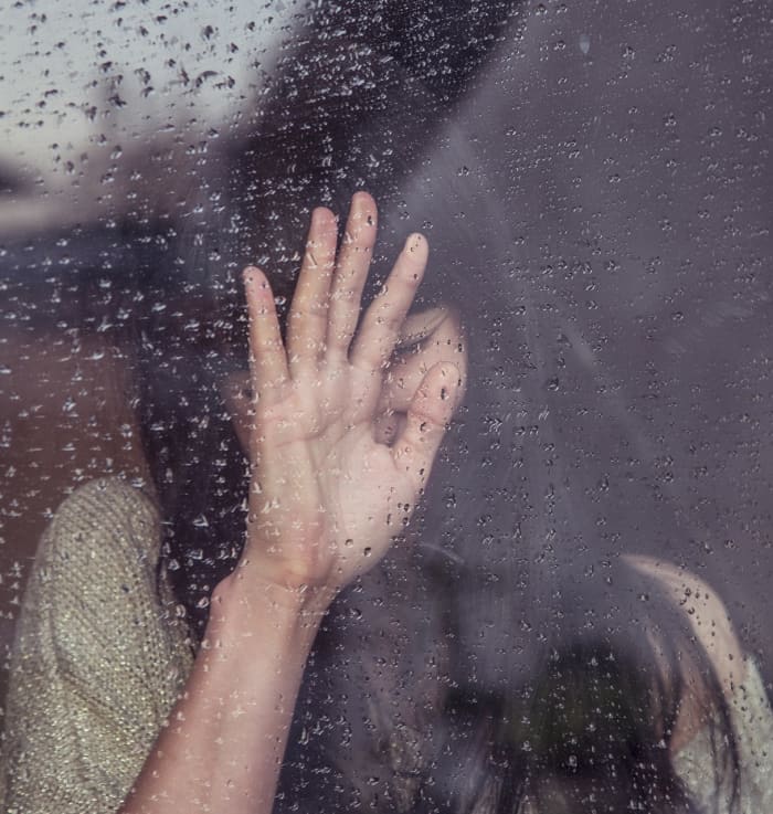 Are you worried that your friend is in an unhealthy relationship? Learn how to spot the signs of emotional, physical, and financial abuse.