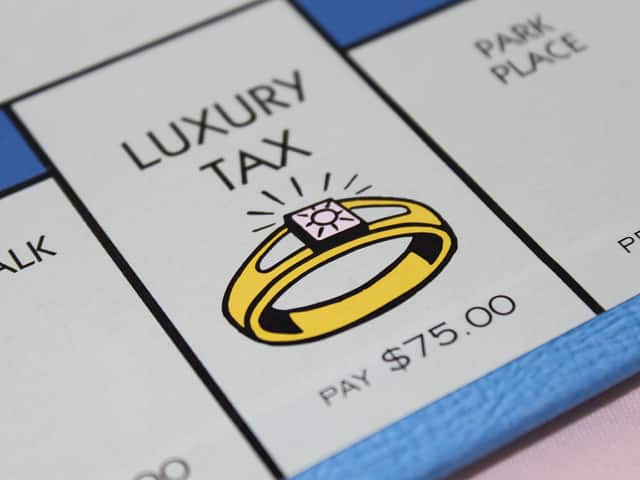 Learn about 7 common pitfalls in the Monopoly board game.