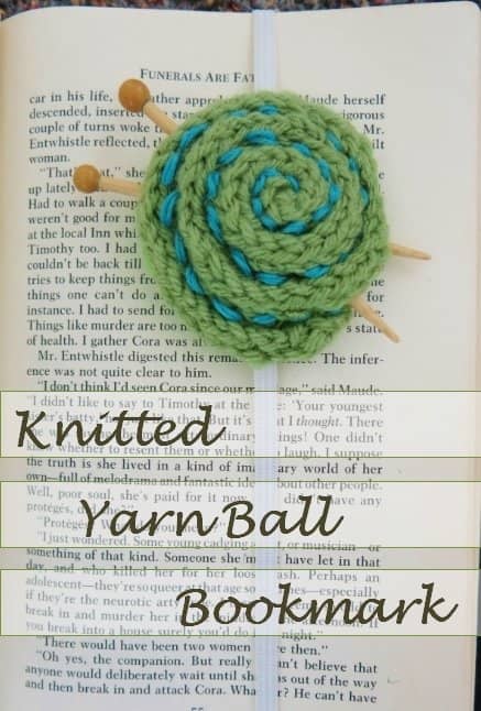 This knitted yarn ball bookmark would make a great gift for any knitters you know!