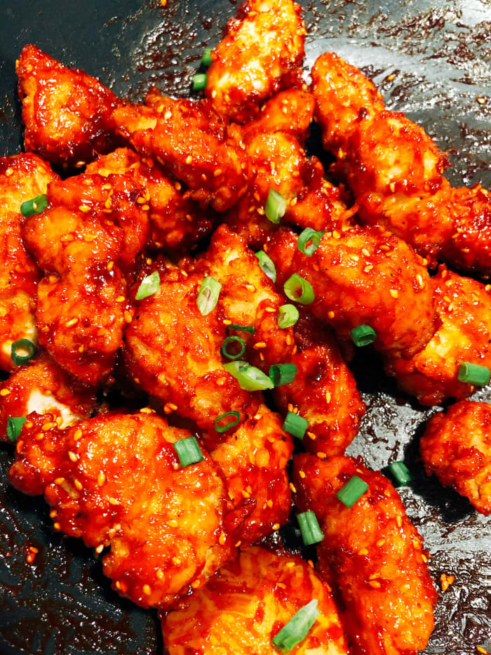 Sweet and Spicy Korean Fried Chicken - Delishably