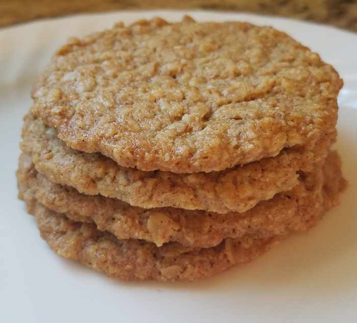 You'd Never Know It's Vegan Crispy Oatmeal Cookie Recipe Delishably