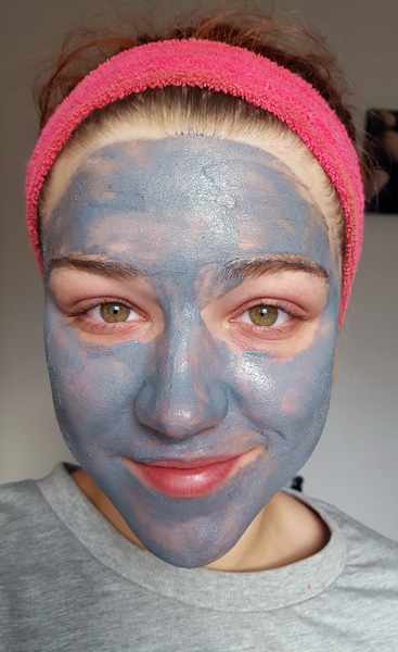 good-things-the-pore-fectly-clear-charcoal-face-mask-review