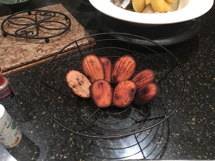 Red bean paste madeleines