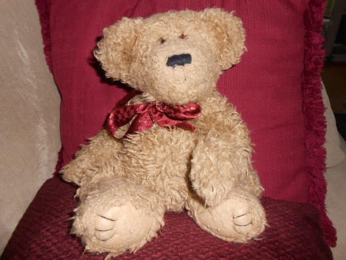Here's a face I fell in love with. This Boyds Bear is called,"Stubby Mcstuffins" and I just couldn't leave him in the bin at Goodwill. He cost me 75 cents!