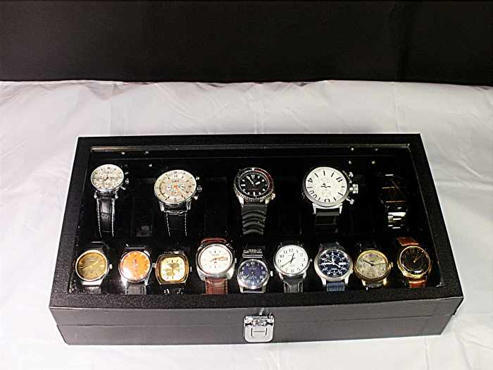 The Diplomat 31-586 holding part of my collection.