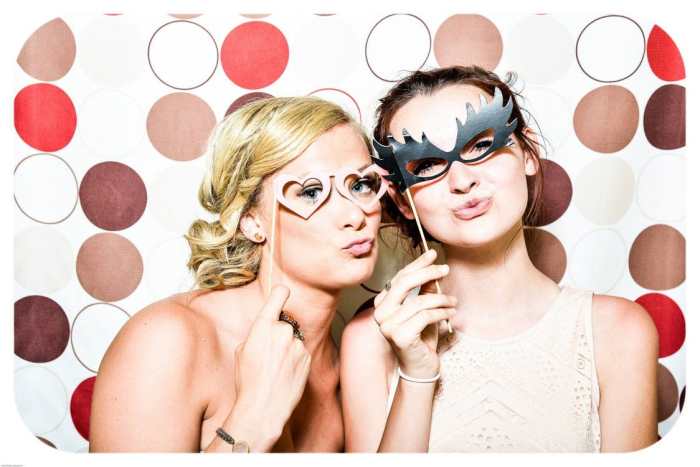 Avon parties are extra successful if they're themed - like this masquerade mash!