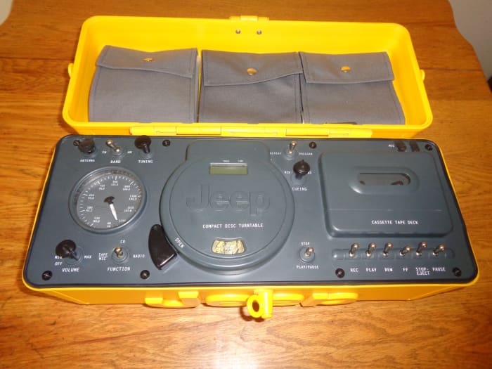 A peek under the hood of the Jeep Boombox. Also has storage sleeves for compact discs, which is a nice touch.