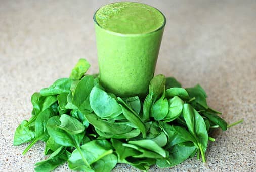 Protein shakes and smoothies are quick, easy ways to obtain protein. They can be made with any protein powder you prefer. Spinach is a great source of fiber and vitamins, which adds no flavor to smoothies.