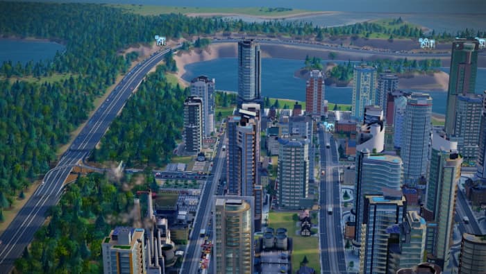 Traffic can be a nightmare in "SimCity 2013." Before I learned to manage traffic, my highway was full, for as far as the eye could see