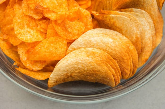 When you're aiming to eat healthy, it can be hard to avoid junk foods, especially chip cravings. But what about healthy chip snacks?