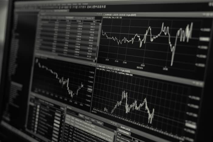 This article will break down the different kinds of shares and stocks, so that you can make smart investment choices.