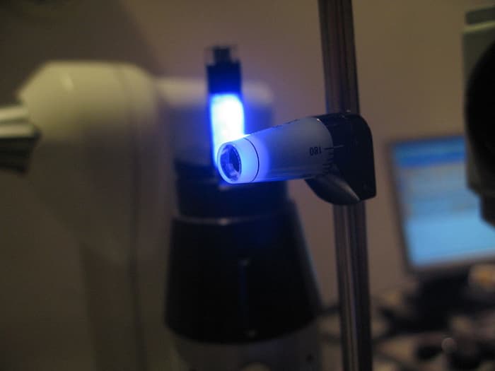 The probe used during applanation tonometry.