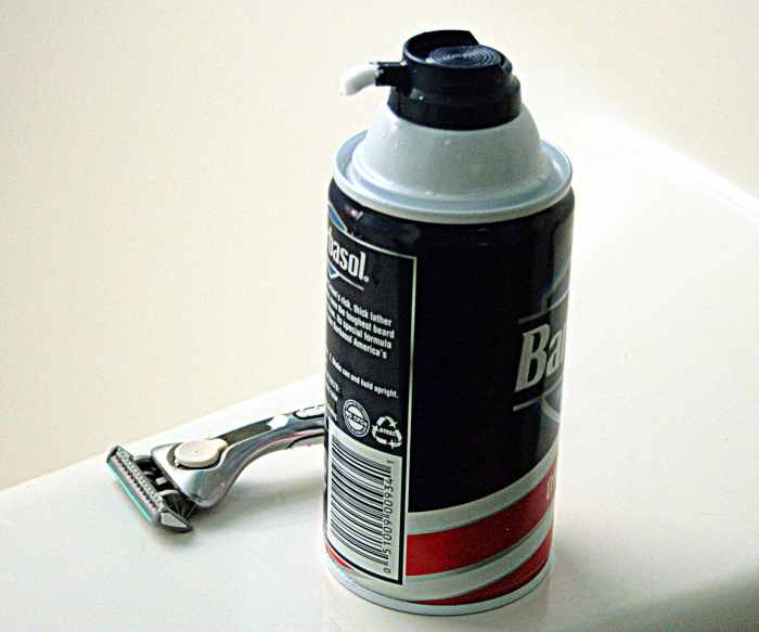 Shave hairy areas to reduce smell. 