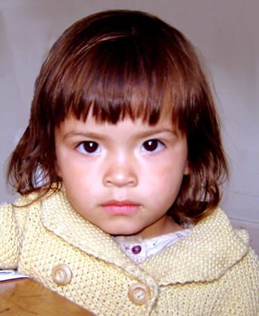 Perhaps the innocence, sincerity and curiosity coming from children's eyes make eye contact with them one of the most pleasant experiences in life.