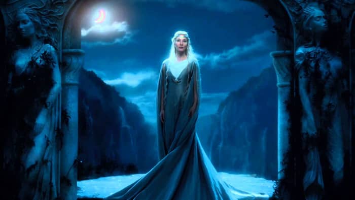 From New Line Cinema photos:Galadriel, the granddaughter of Finwe is a good representation of how much more imposing and stronger elves in Valinor were to their other kin and later generations. Galadriel herself was noted for her height and power.
