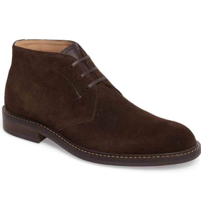Shoes with a thin sole and round toe are best for salsa dancing