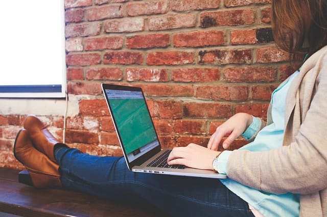 Computers make writing quick and easy. Be sure to use the word count and grammar/spelling help!