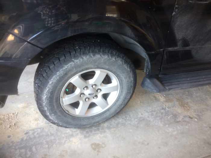 How to Change the Brakes on a Ford Expedition (20072017) AxleAddict