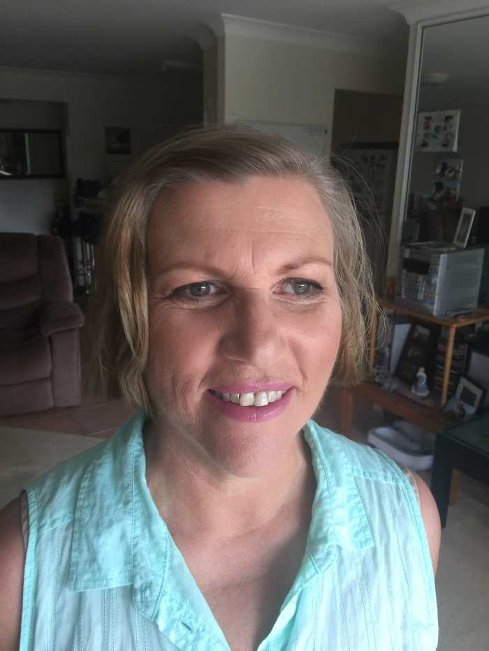 how-to-apply-makeup-for-a-natural-look