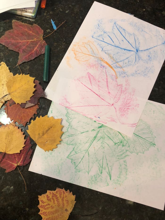 How to Make Leaf Rubbing Art: Fun Fall Crafts for Kids - FeltMagnet