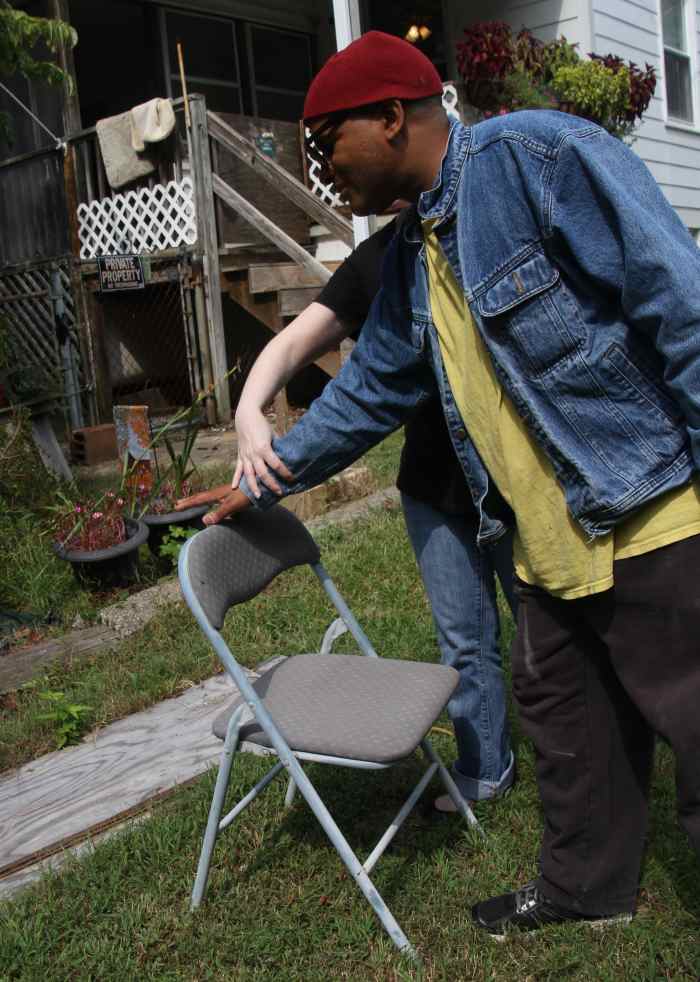 8 Human Guide Techniques for People With Visual Impairments