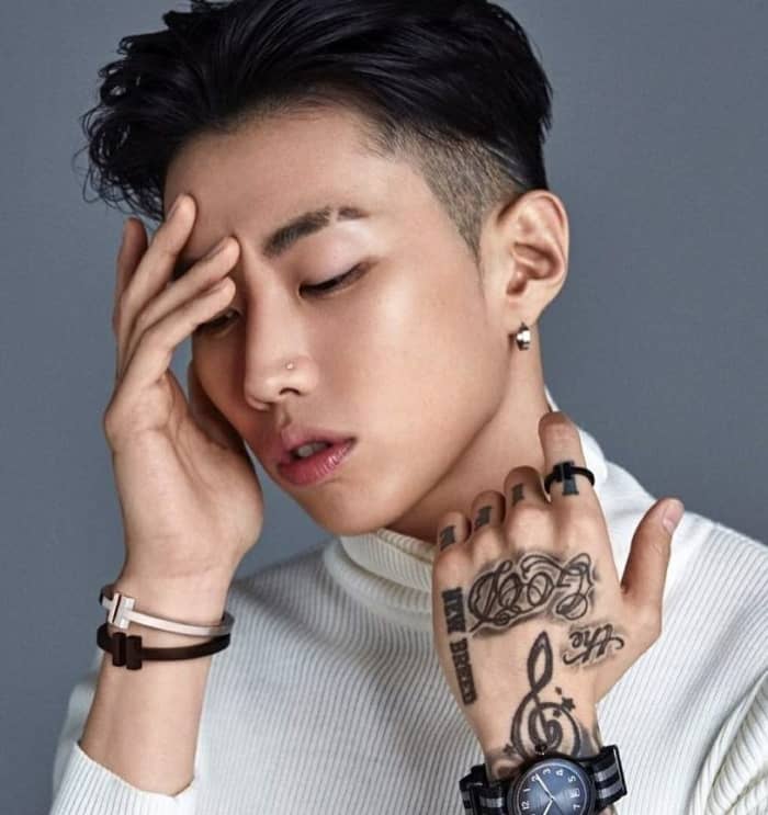  Top 10 Des Artistes Solos Masculins de la K-Pop