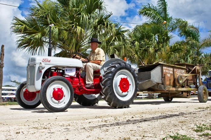 This is NOT the Ford Harvester tractor that my dad used to do his share cropping on (a) Mrs. Verta Dobbs farm.
