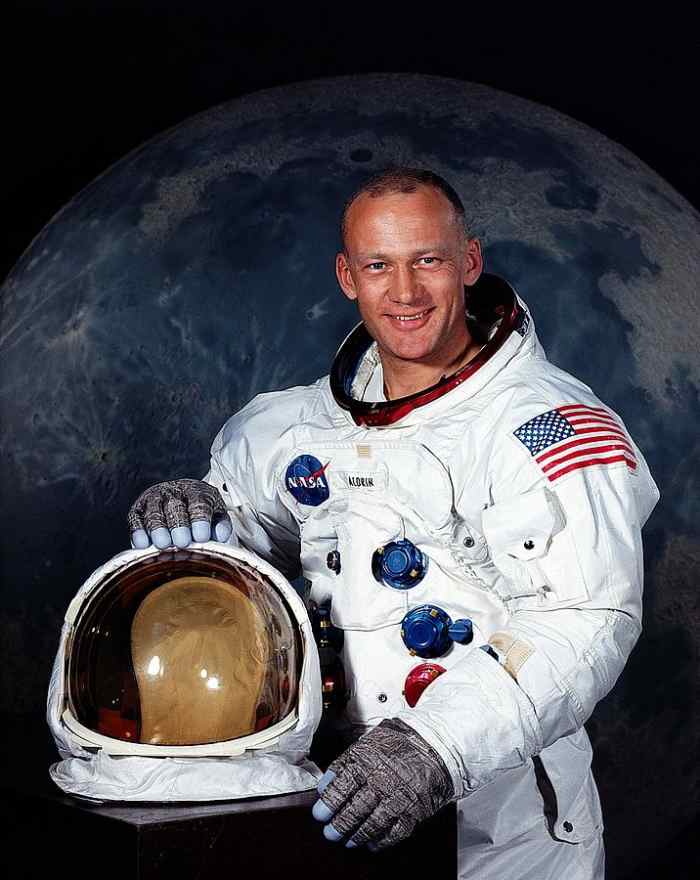 Buzz aldrin essay picture