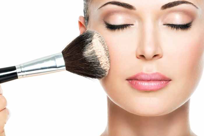 avoid-these-beauty-mistakes-that-age-you