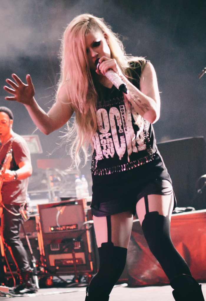 25 Best Avril Lavigne Songs Spinditty