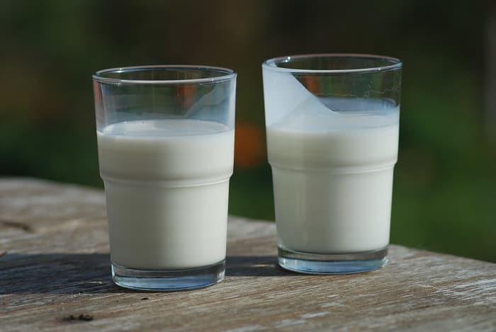 This is supposed to be buttermilk because sweet milk and cornbread is not a good fit.