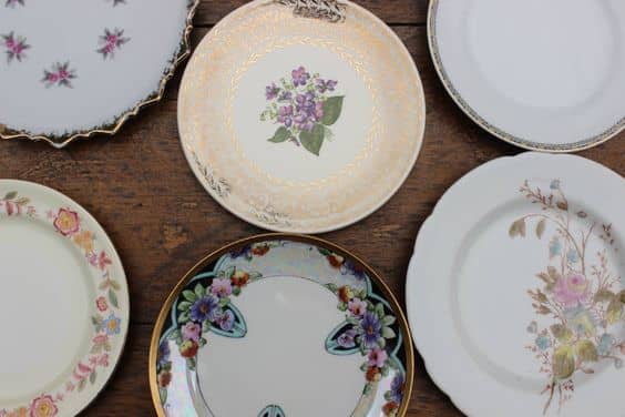 Disposable paper plates may be a convenient way to serve food at a gathering, but opting to have guests bring their own plates will save you time and money and reduce your party's impact on the environment.