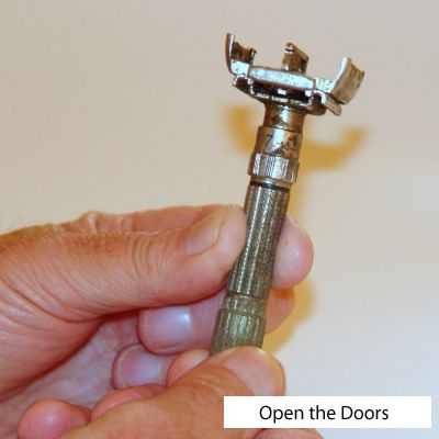 how-to-buy-vintage-gillette-adjustable-safety-razors