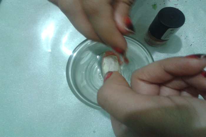 easy-water-marble-nail-art-technique