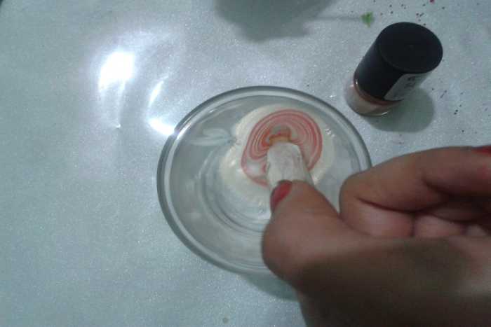 easy-water-marble-nail-art-technique