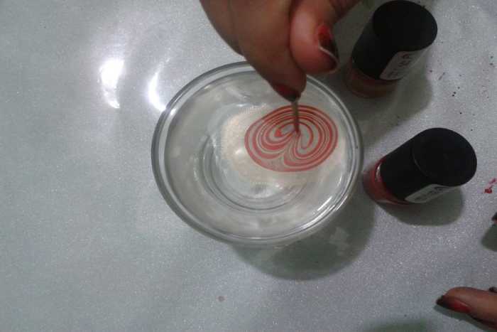 easy-water-marble-nail-art-technique