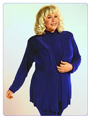 This picture, from astartewoman.com, shows how business like a one color outfit can be.