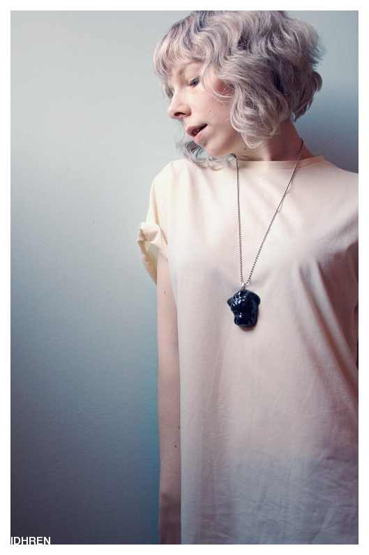 Make sure you treat your dry hair to keep it healthy.