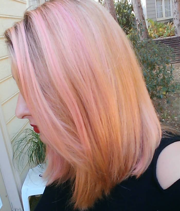 A side view in natural light of my rose gold tint!